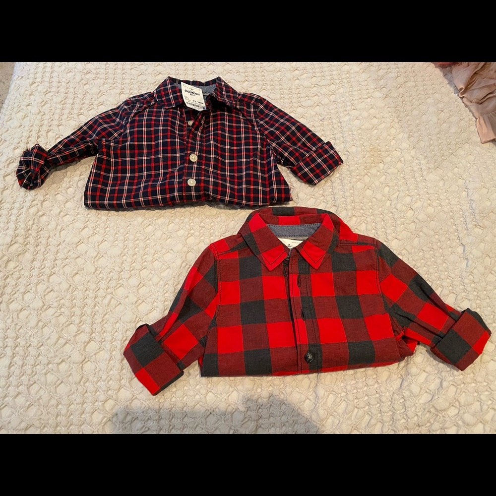 Two Osh Kosh button-up onesies 12-18m